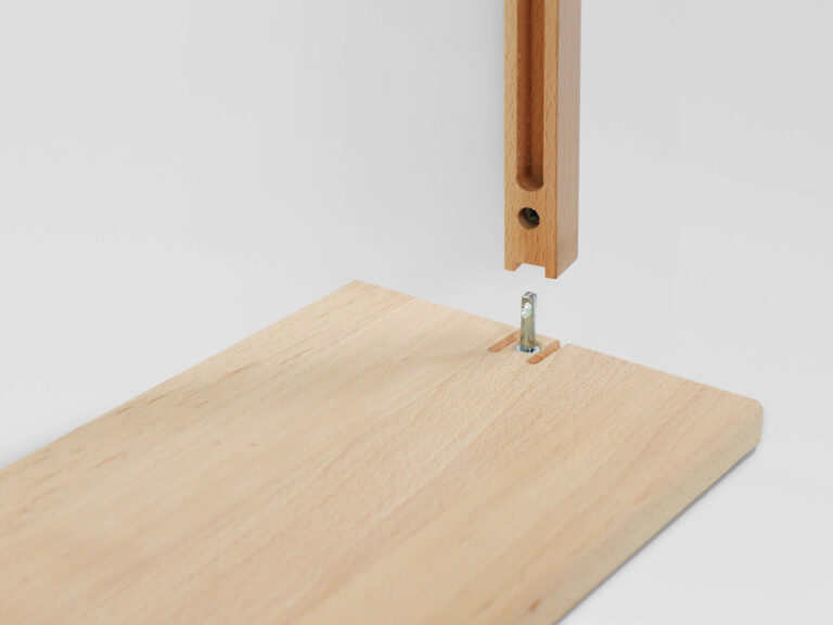 Woodboarder Display aus Holz – ressourcenschonende Produktion